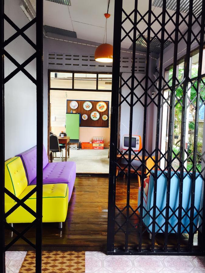 Bed Time Hostel Chiangrai Чианграй Экстерьер фото
