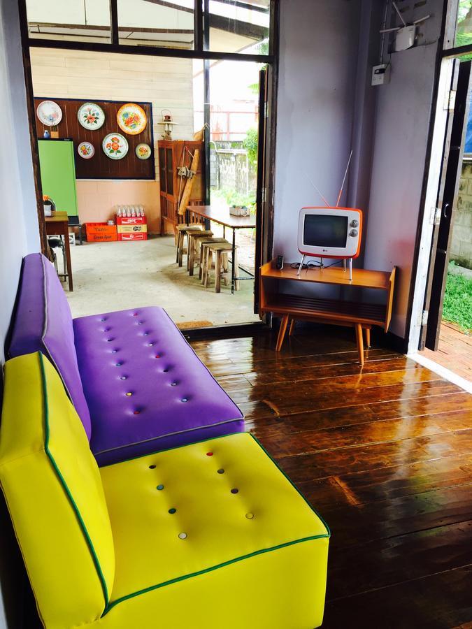 Bed Time Hostel Chiangrai Чианграй Экстерьер фото