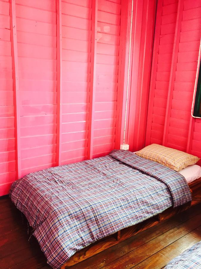 Bed Time Hostel Chiangrai Чианграй Экстерьер фото