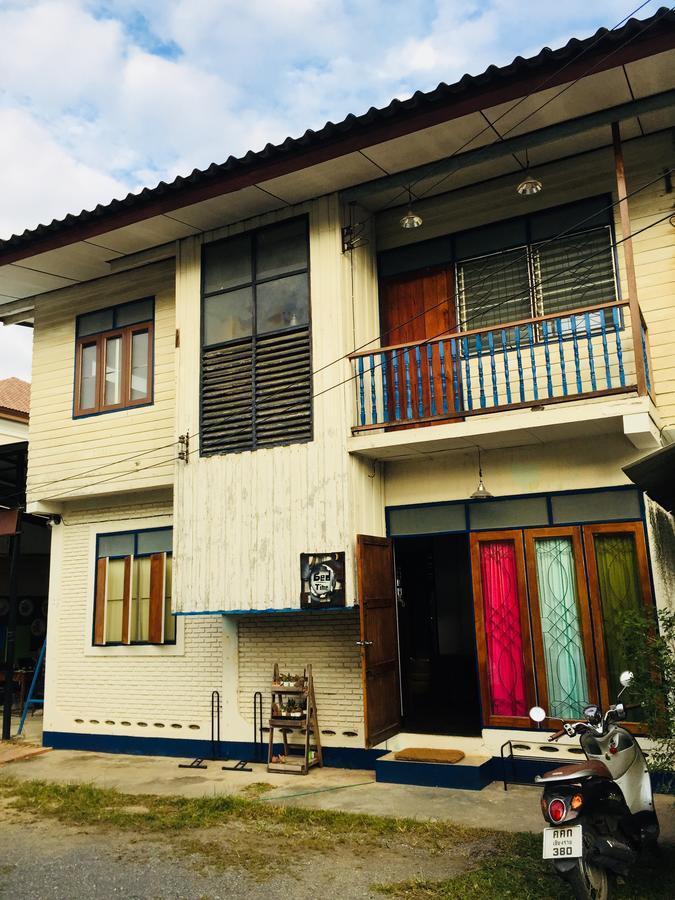 Bed Time Hostel Chiangrai Чианграй Экстерьер фото