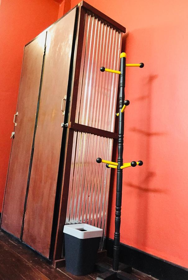 Bed Time Hostel Chiangrai Чианграй Экстерьер фото
