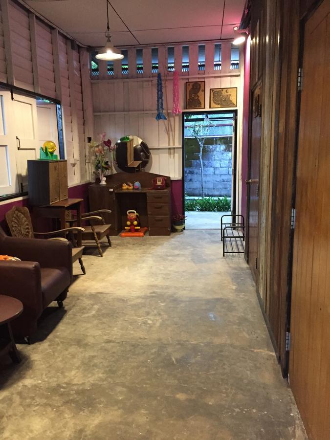 Bed Time Hostel Chiangrai Чианграй Экстерьер фото